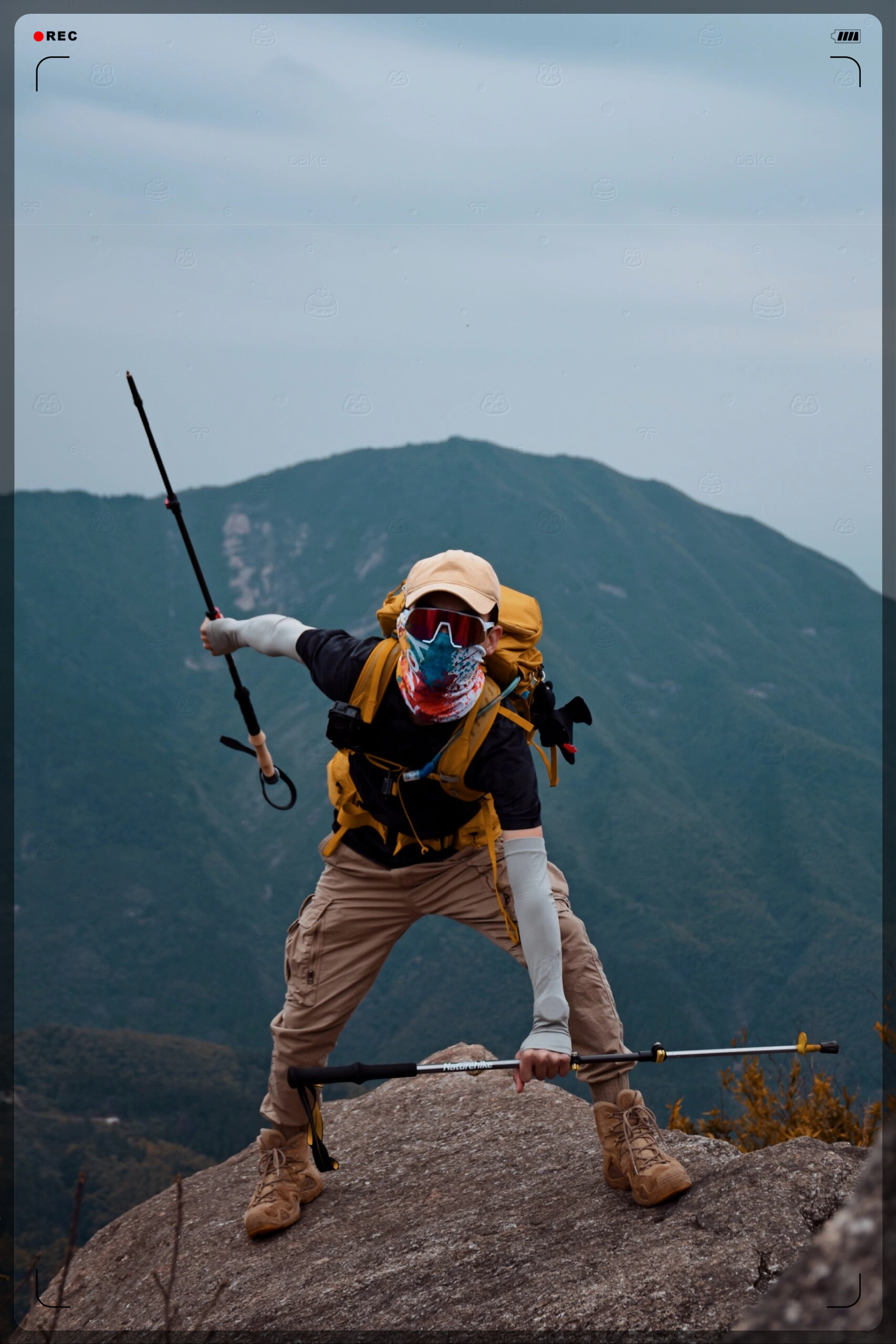 包含特色登山徒步穿越，探索未知的自然奇妙的词条