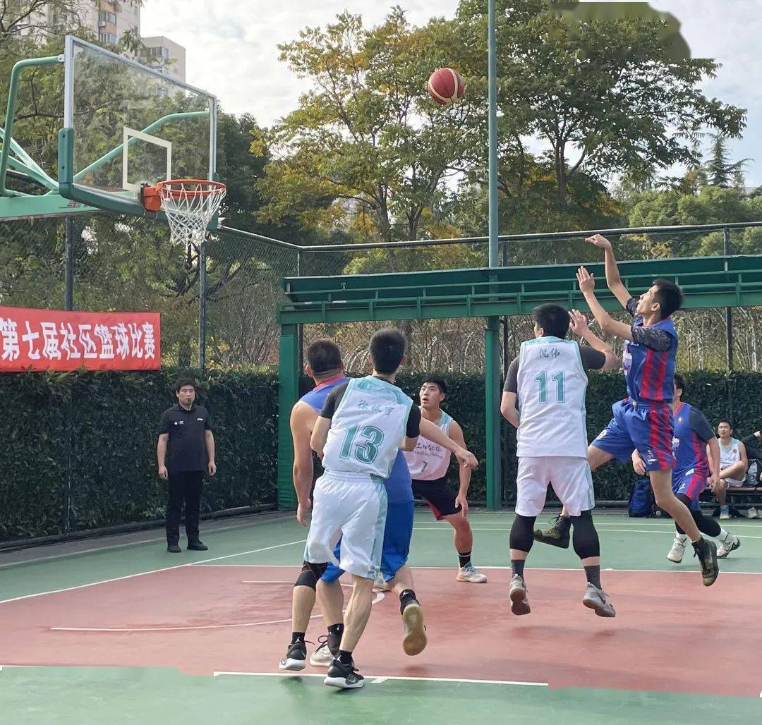 关于特色篮球文化走出校园，进入基层社区，推动全民健身新局面的信息
