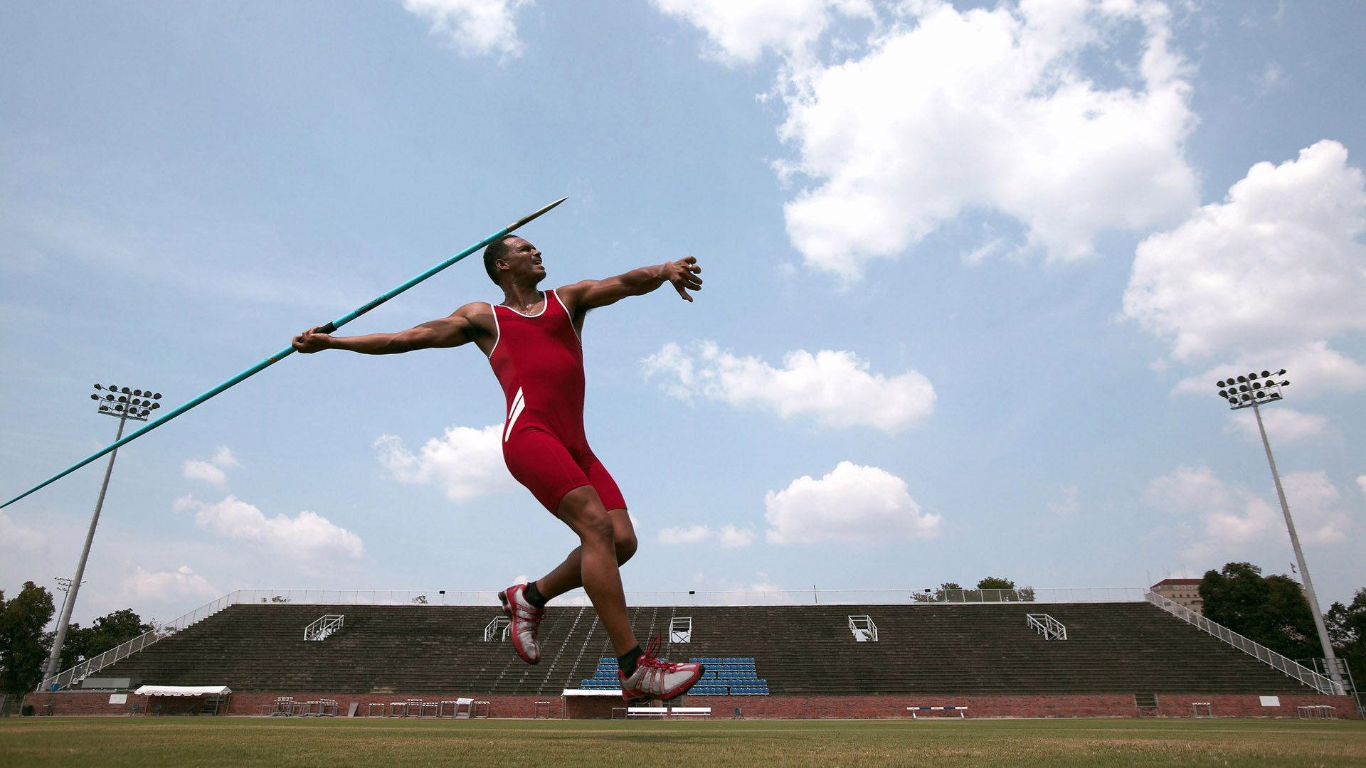 九游网页版官网-林丹出席体育嘉年华现场气氛热烈，林丹集锦